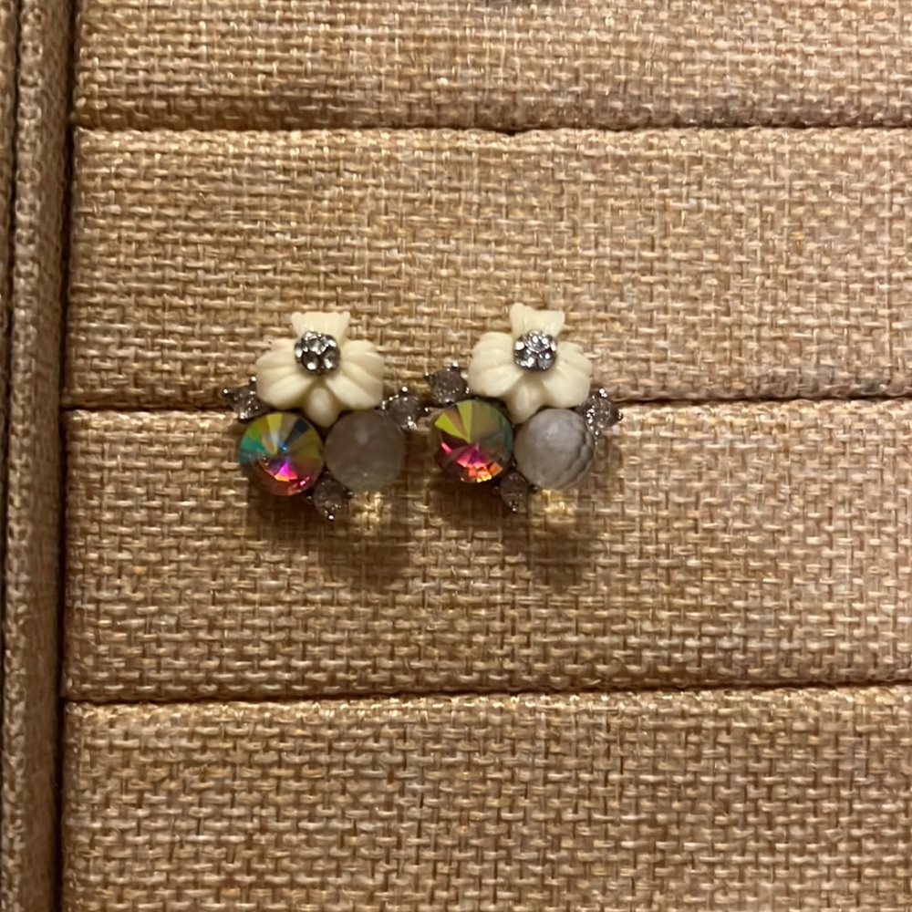 Plunder studs
